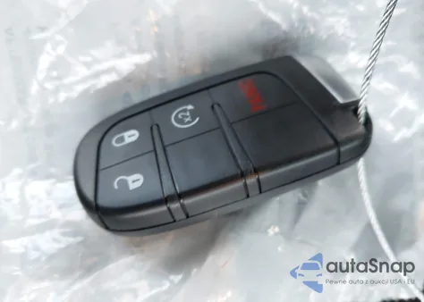 2017 Dodge Challenger Sxt z USA, uszkodzony, nr VIN 2C3CDZAG2HH568635